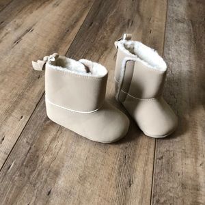 Baby Girl Winter Booties - Like New, 3-6mos